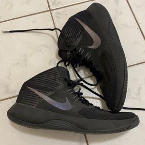 Nike Men’s Basketball Sneakers